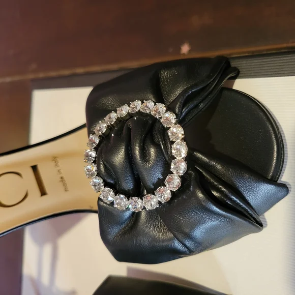 Super Sexy Gucci Black Women's Leather heels w Swarovski Crsytals 37.5 Like New - Picture 2 of 15